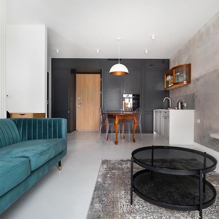 Wola Artistic Designer Apartment Варшава Екстериор снимка