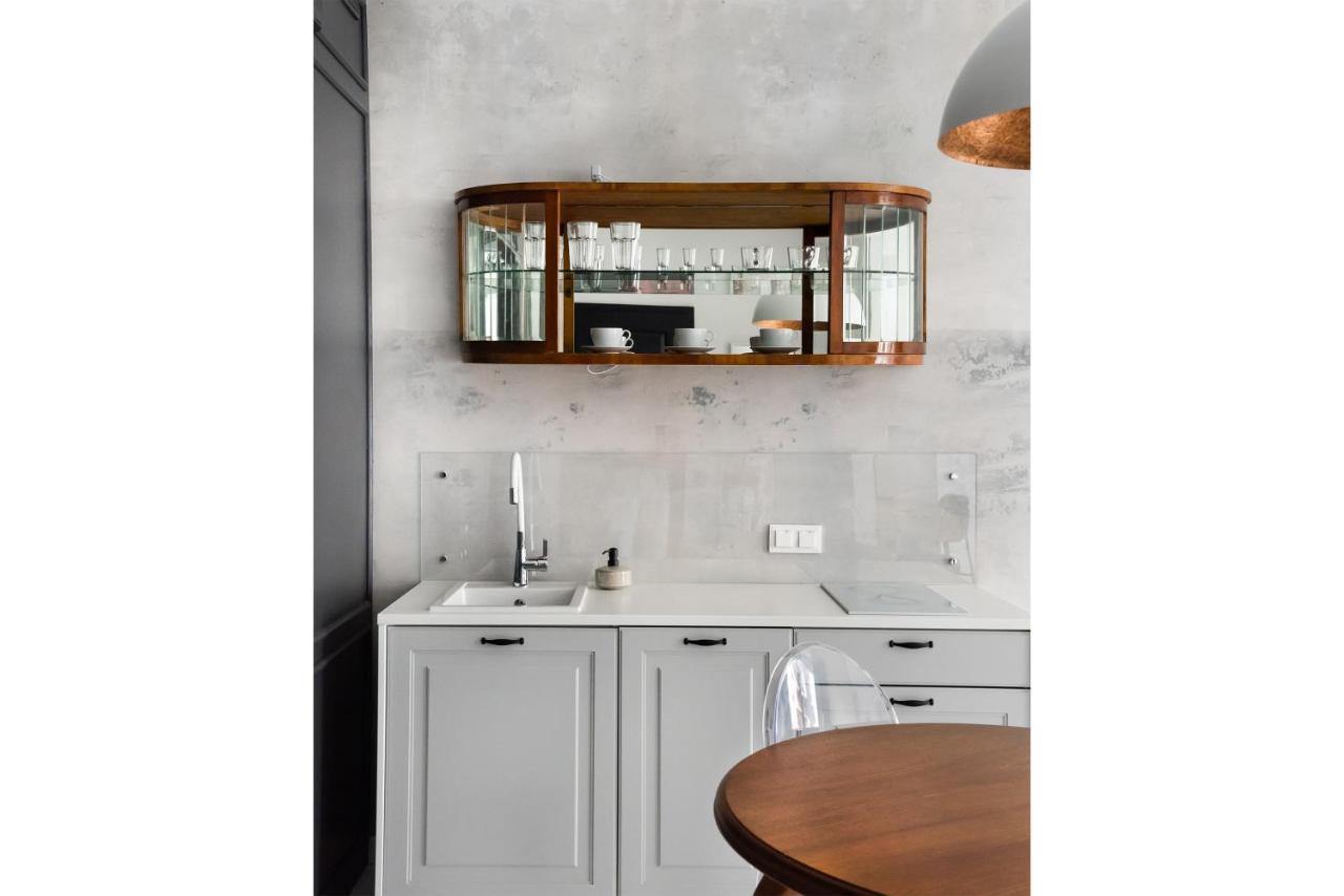 Wola Artistic Designer Apartment Варшава Екстериор снимка