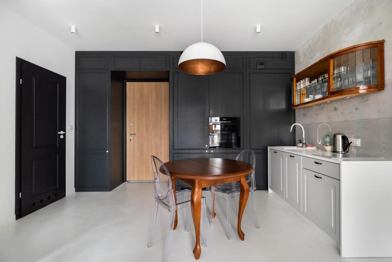 Wola Artistic Designer Apartment Варшава Екстериор снимка
